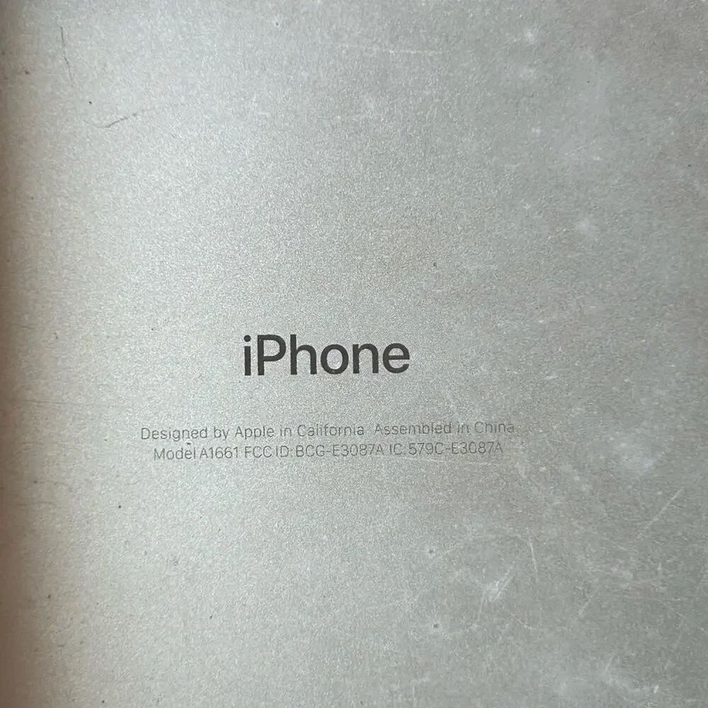 ─୨ৎ─ Bundle of 2 Apple iPhone 7 Plus FOR PARTS ONLY (2C-062)